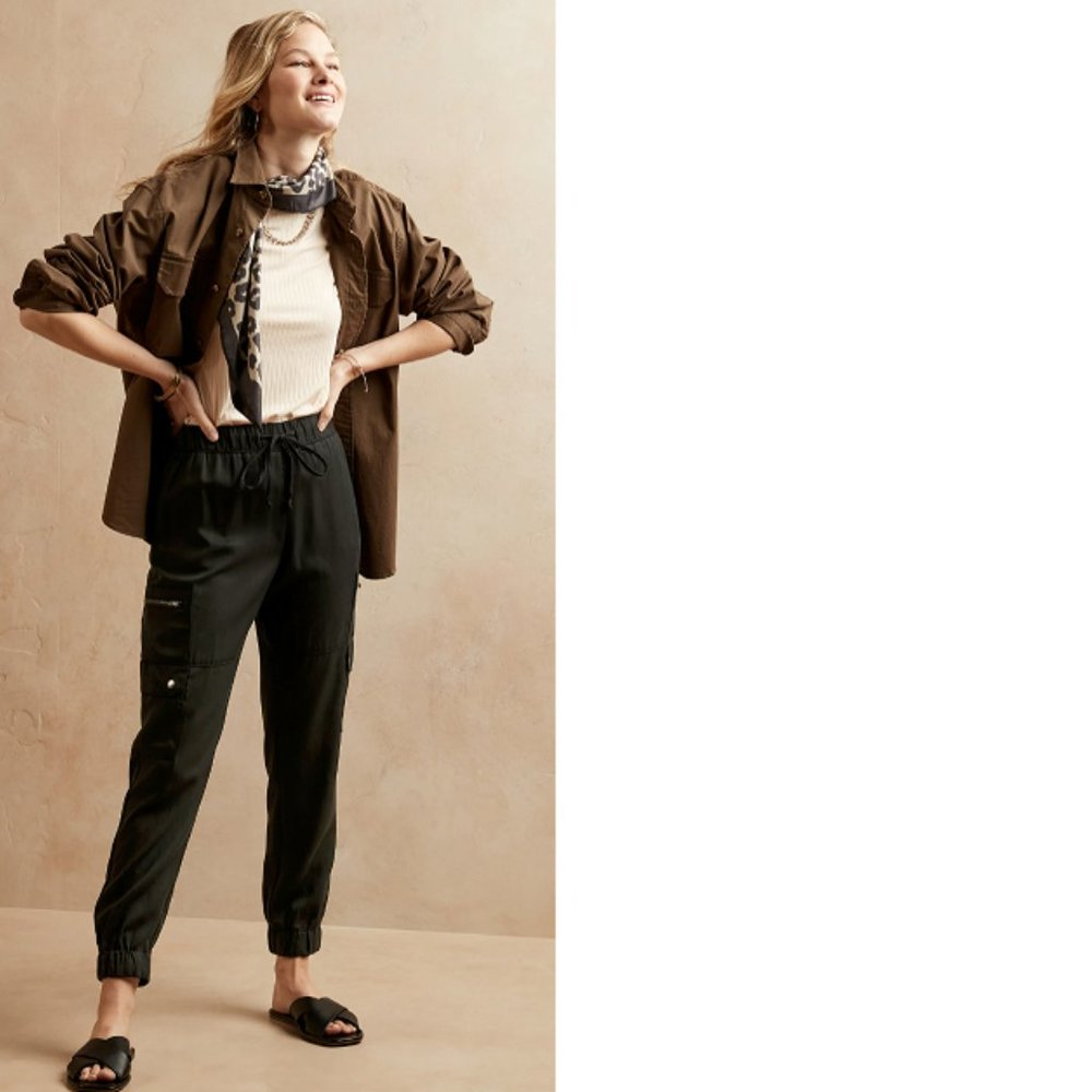 6 Pairs!Banana Republic Factory - Tencel Joggers - Various Colors - Womens Large